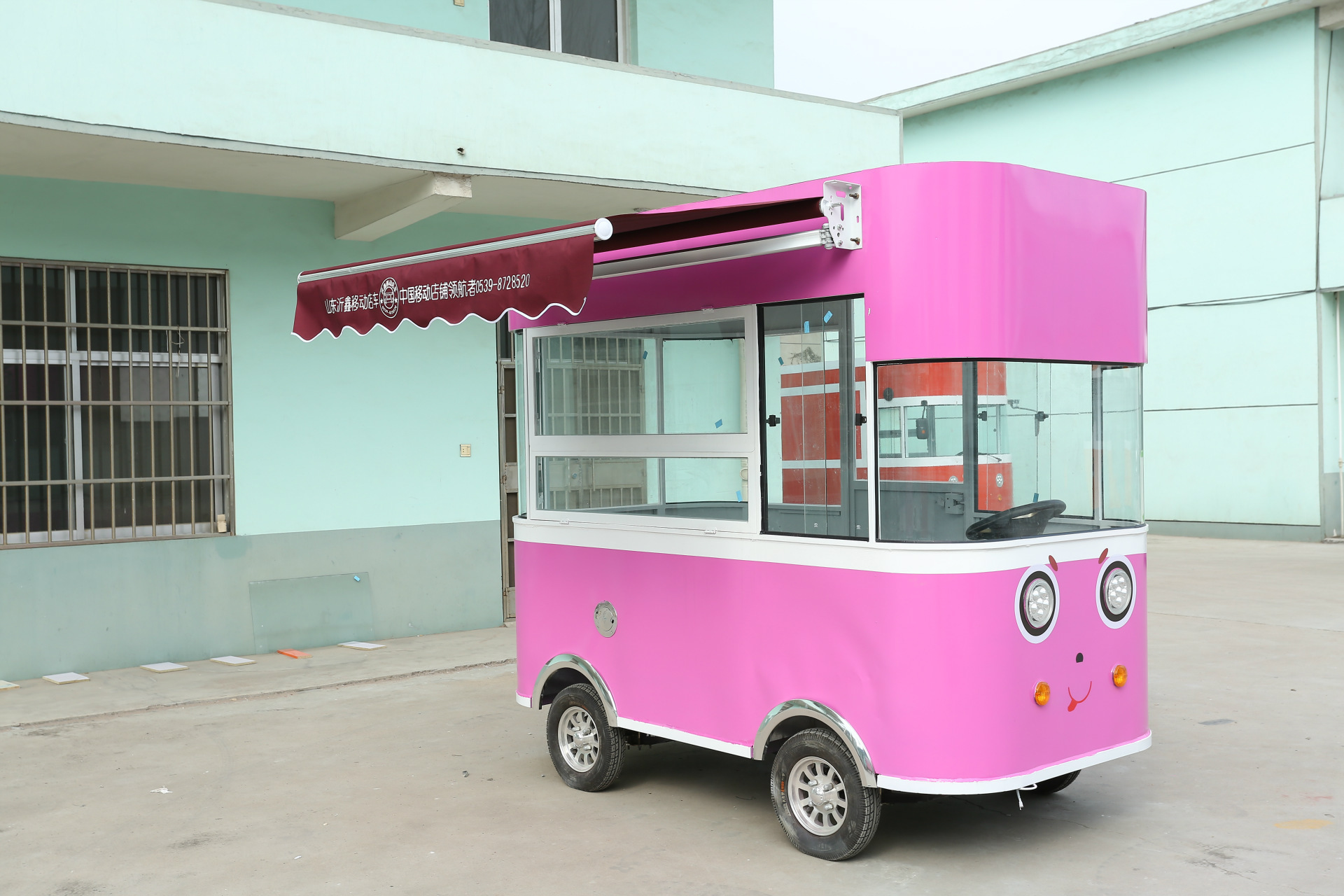 廠家直銷特價電動四輪餐車 電動小吃車 美食小吃早餐車